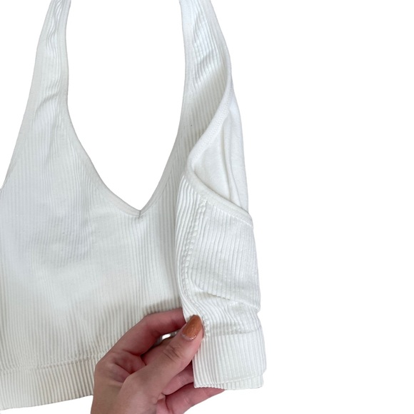Garage White Basic Minimalist Ribbed Halter Tank Top Crop Top - Picture 4 of 6
